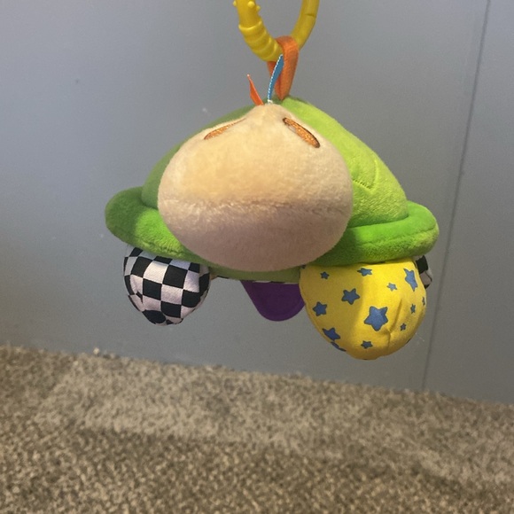 Le Bebe Favorite Baby Turtle Teething Toy - Picture 3 of 3